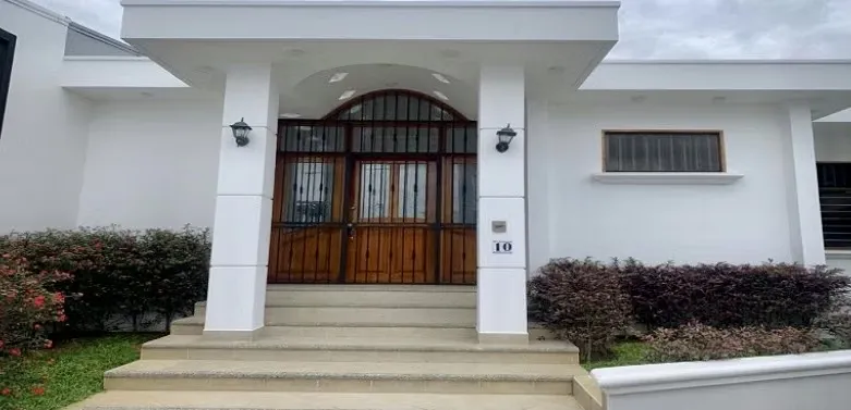 House for Rent in Trejos Montealegre, Escazú | 3 Bedrooms | Residential