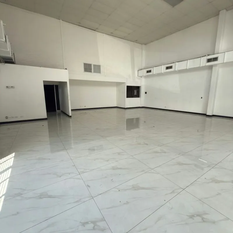 Oficera and local located in Bethlehem Heredia 718 m2 distributed on two floors