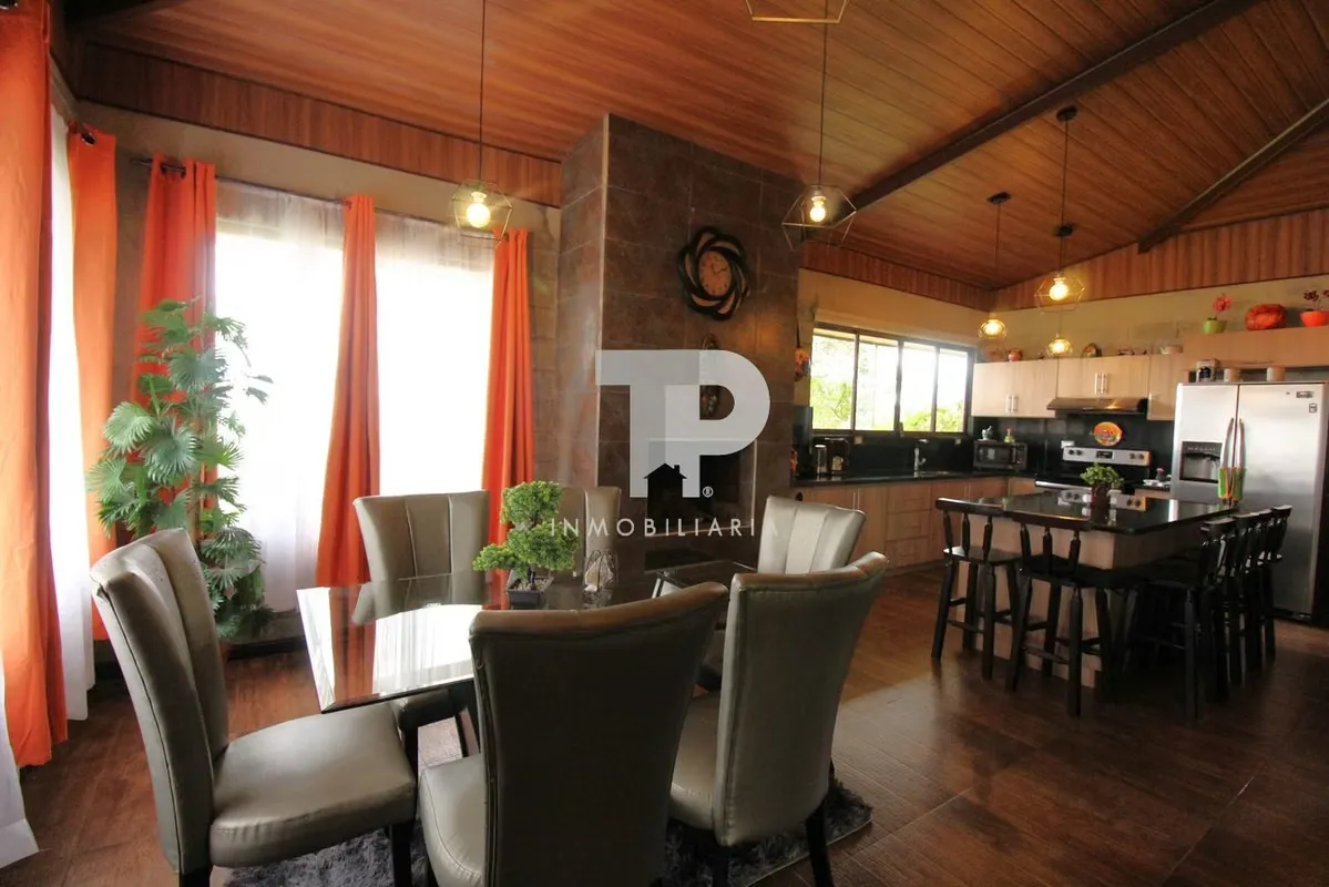 Casa, cabaña y terreno en Palos Verdes Carrizal de Alajuela. JRC195