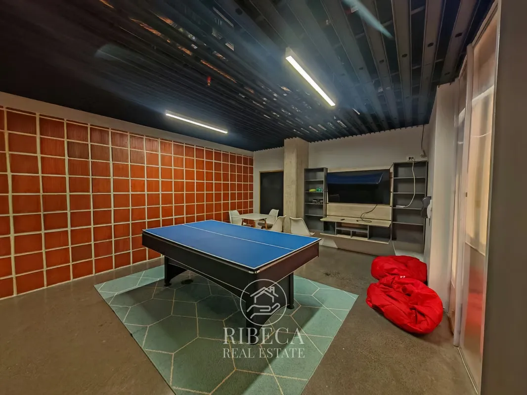 Ubicado a tan solo 200 metros del Parque La Sabana y a 300 metros del Estadio Nacional. Viví en uno de los proyectos residenciales más exclusivos y modernos de San José, diseño ... — photo 2