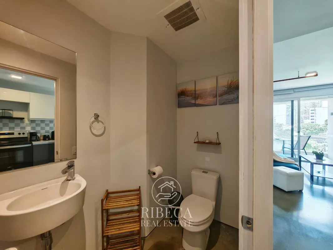 Ubicado a tan solo 200 metros del Parque La Sabana y a 300 metros del Estadio Nacional. Viví en uno de los proyectos residenciales más exclusivos y modernos de San José, diseño ... — photo 4