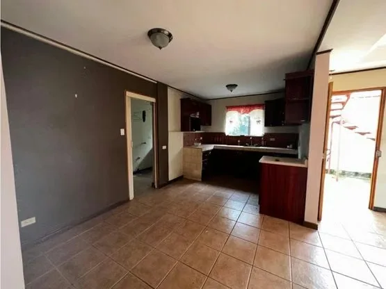 Residential Building for Sale, La Uruca, Property for Investment — photo 4