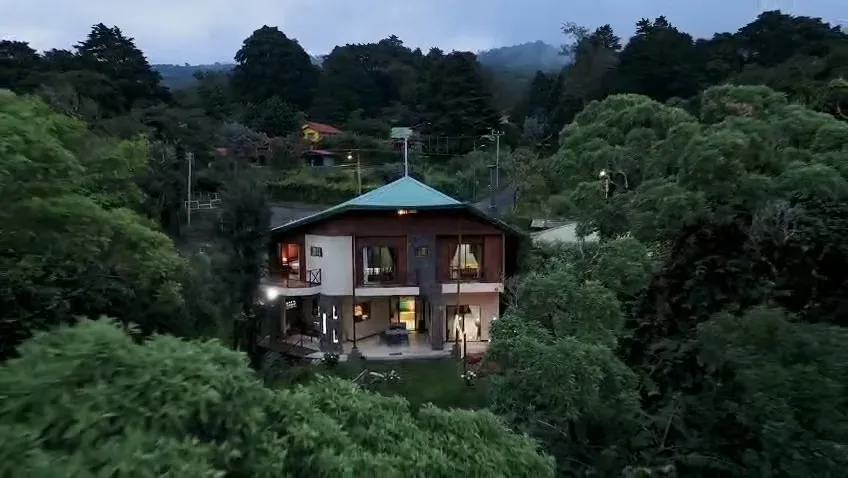 Casa Tiról | Luxury Home for Rent & Sale | Monte de la Cruz, Heredia