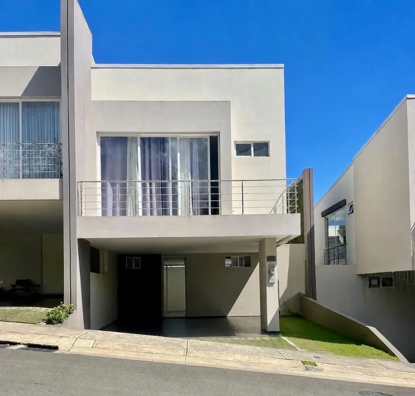 Alquiler Casa en Condominio La Arboleda, Ribera de Belén, Heredia, Costa Rica