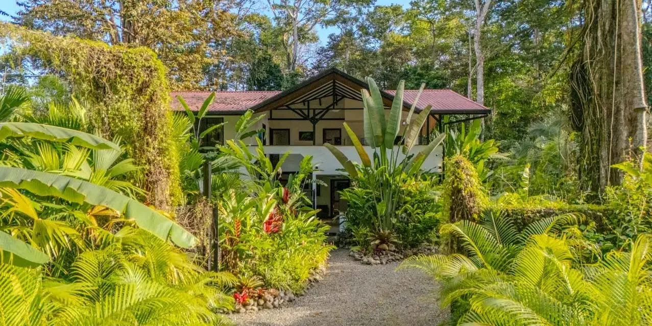 Escondido Retreat | Puerto Viejo, Costa Caribe, Costa Rica