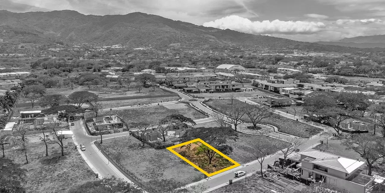 Lote El Jardín en Santa Ana