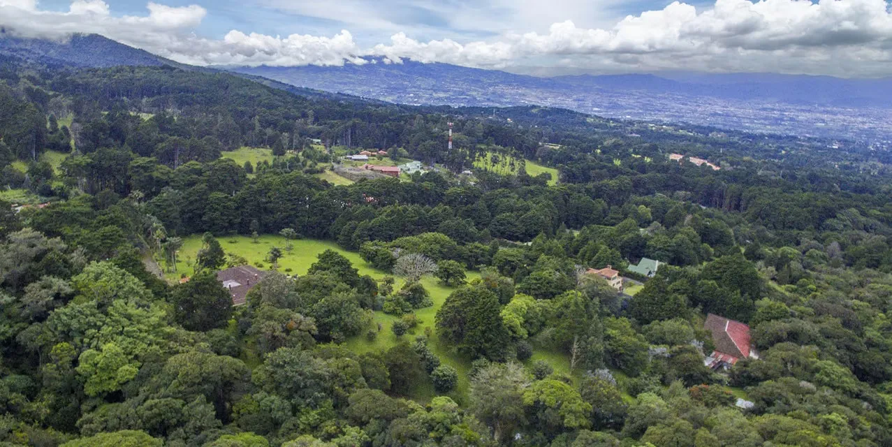 Villa Paraíso Lot @ Heredia