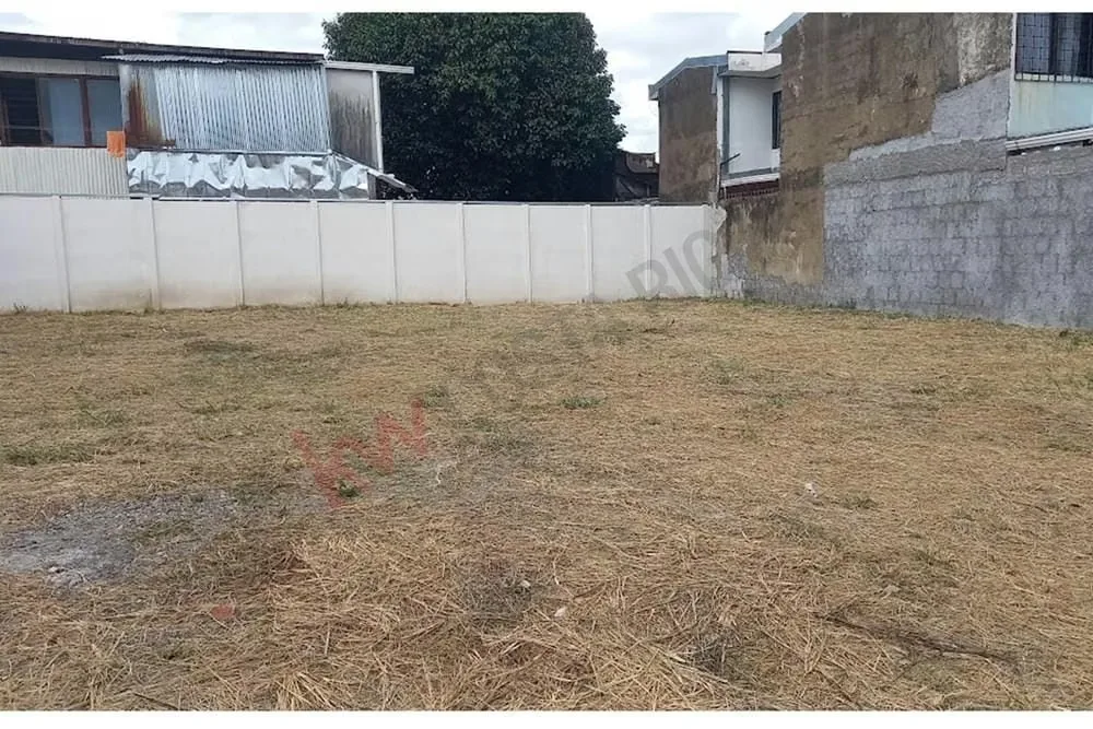 Beautiful lot for sale in Barrio Luján, with an excellent location and great potential, as it's in the heart of San José, very close to shops, government offices, hospitals, ... — photo 4