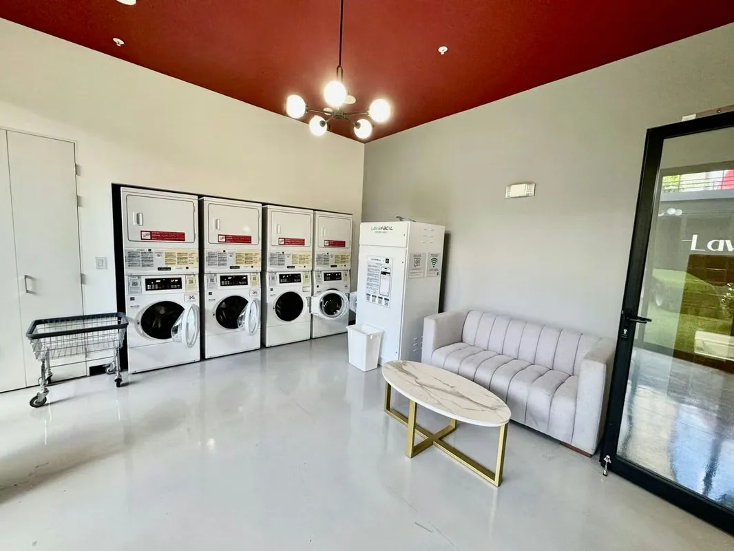 Apartment for Rent/Sale in Barrio Escalante, San José — photo 2