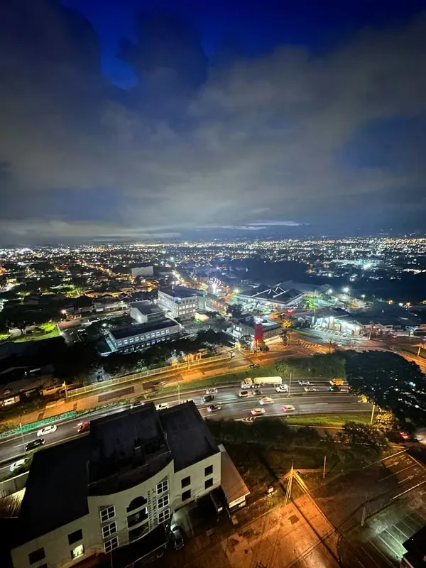 Se vende espectacular apartamento en torre de lujo, ubicado en una de las zonas más exclusivas y cotizadas de Rohrmoser – Nunciatura. Una ...