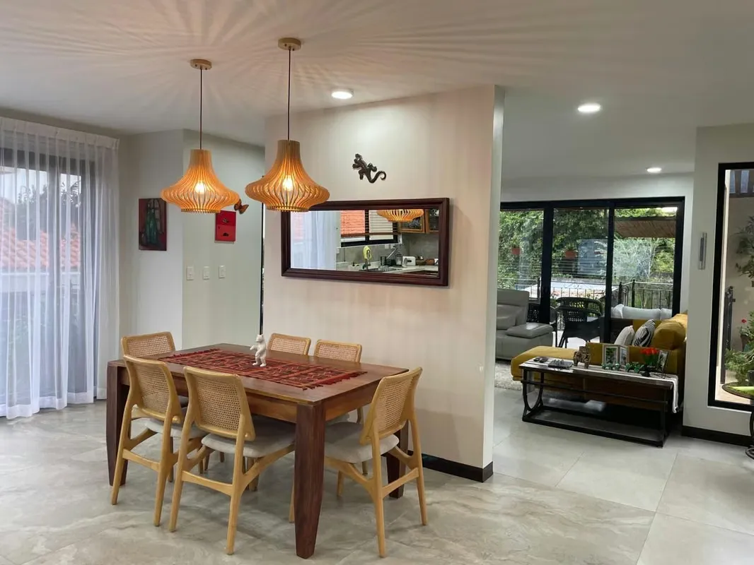 Venta de Casa en Condominio en Heredia Santa Bárbara | Amplios Espacios y Naturaleza