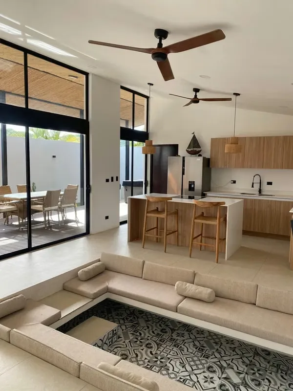 Moderna casa en venta en Tamarindo (Nueva)