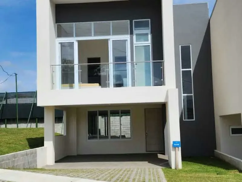 Experience Luxury in Escazú: Modern Home in Gated Community with Exceptional Amenities and Premium Features