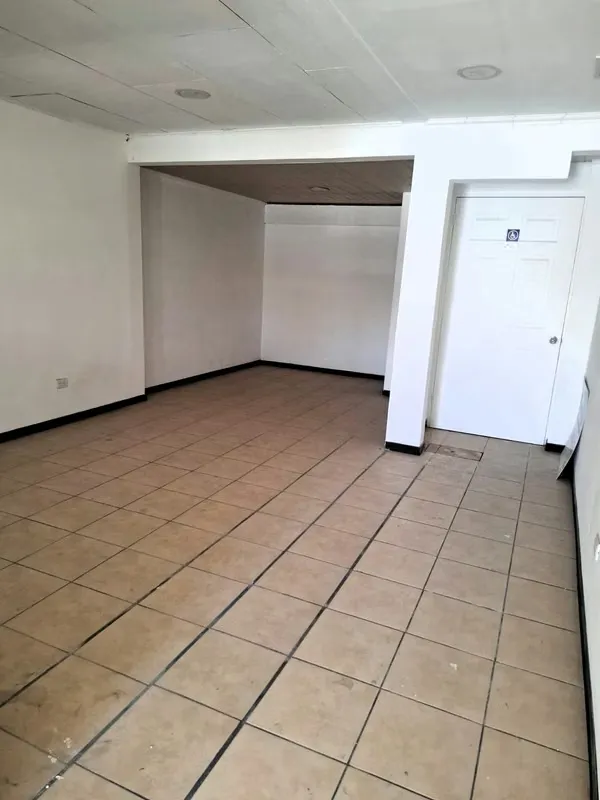Commercial LOCAL IN ROHRMOSER (BY AMERICAN EMBAJADA, MAJOR CALLE OF PAVAS, HUMBOLDT, ETC.).