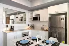 Located on the 16th floor of the most iconic building in Barrio Escalante, enjoy the best views of San José from your private balcony. Ideal for digital nomads (high-speed Wi-Fi) and ... — photo 5