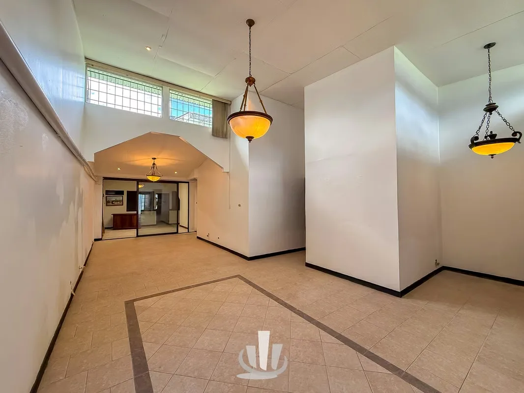 Commercial House for Rent in Moravia – Spacious Layout & Strategic Location — photo 3