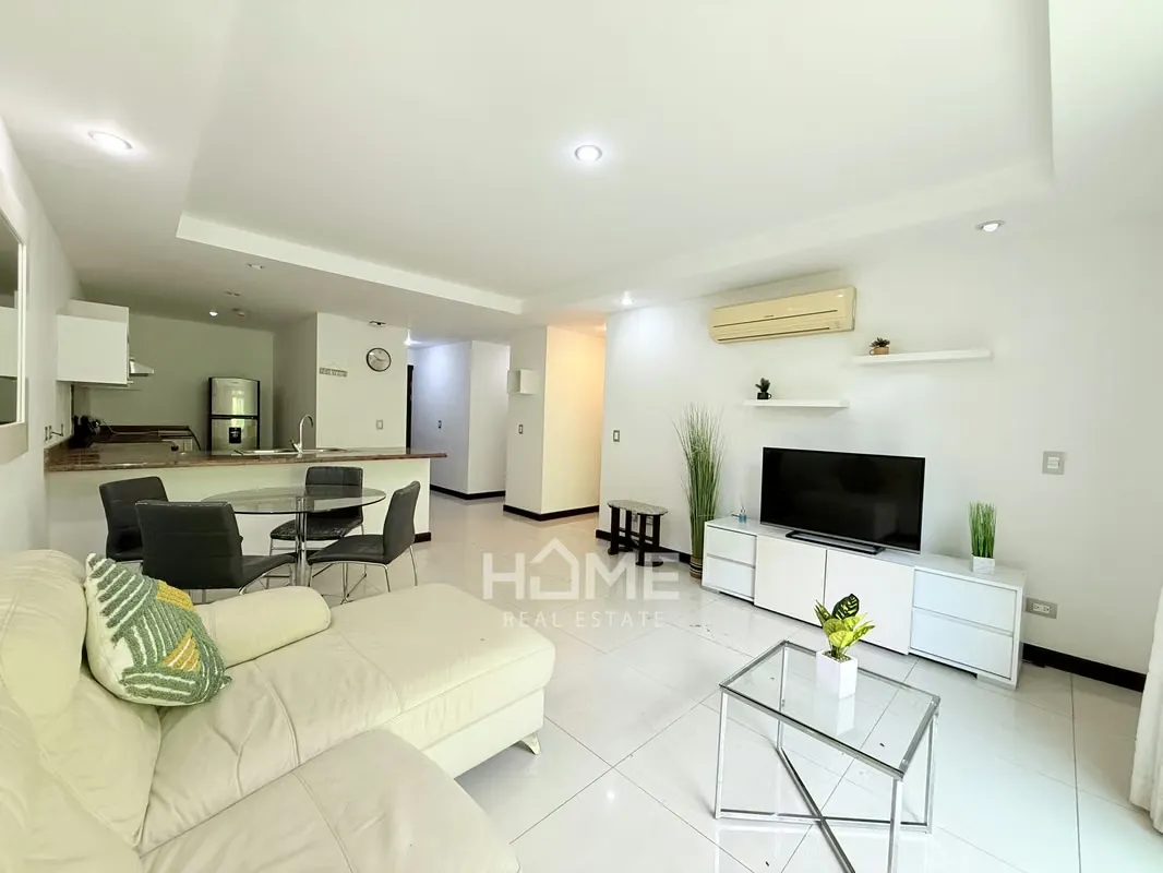 Apartment with private garden for rent within exclusive condo in guachipelin de Escazú