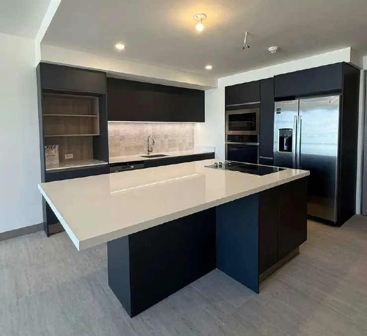Apartamento de Lujo Frente al Parque del Café, Rohrmoser - 3DOR/2.5BA - 170 m2
