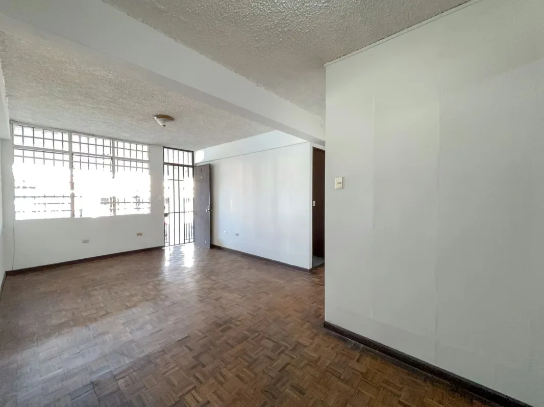 Apartment for Rent With Mountain View in San Pedro near UCR – 3 Rooms — photo 4