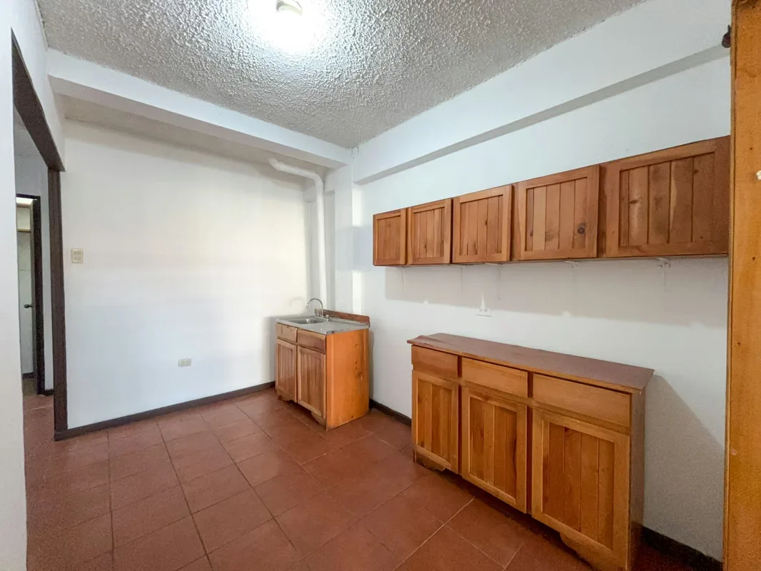 Apartment for Rent With Mountain View in San Pedro near UCR – 3 Rooms — photo 5