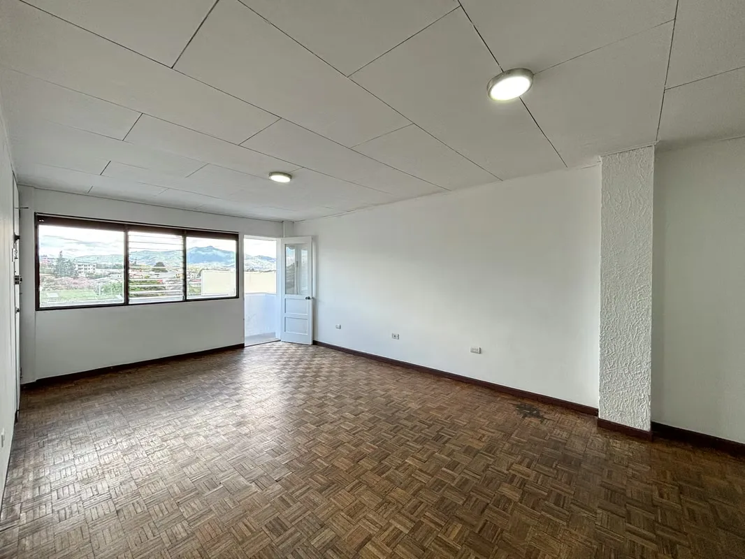 Apartment for Rent with View of the Mountains in San Pedro near UCR - 3 Rooms — photo 2
