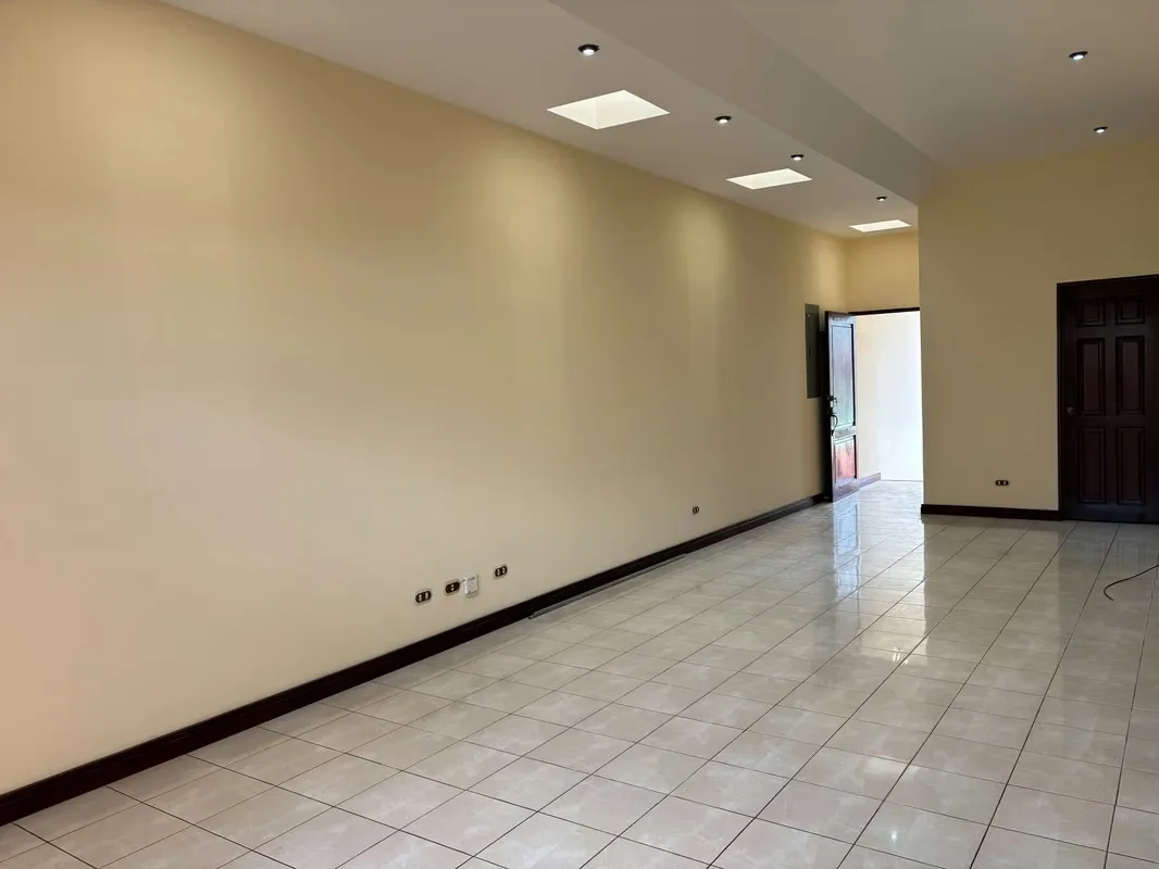APARTMENT FOR RENT IN SAN PEDRO – 3 BEDROOMS — photo 2