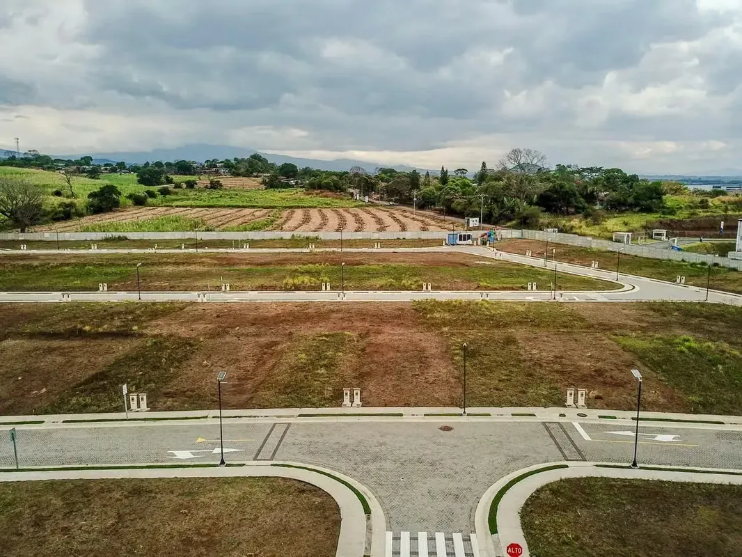 Lot for sale in Greece - strategic location and high value