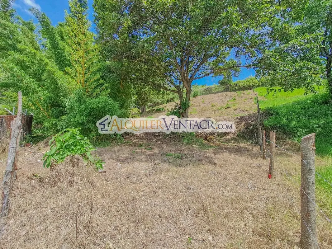 LOTE DE 1.564 M2 EN RESIDENCIAL EN JABONCILLOS ESCAZU