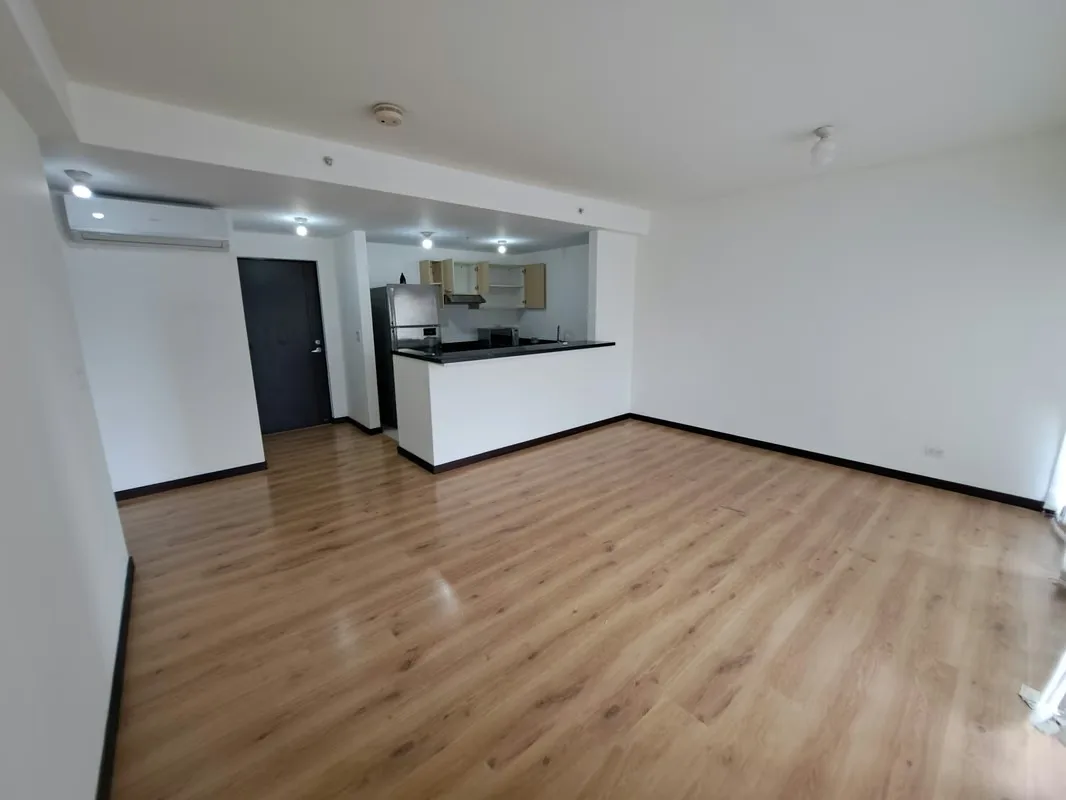 Apartamento en alquiler en el exclusivo Condominio Condado del Parque, ubicado en Sabana, una de las zonas más céntricas y convenientes de San José. Este condominio destaca por su ... — photo 3