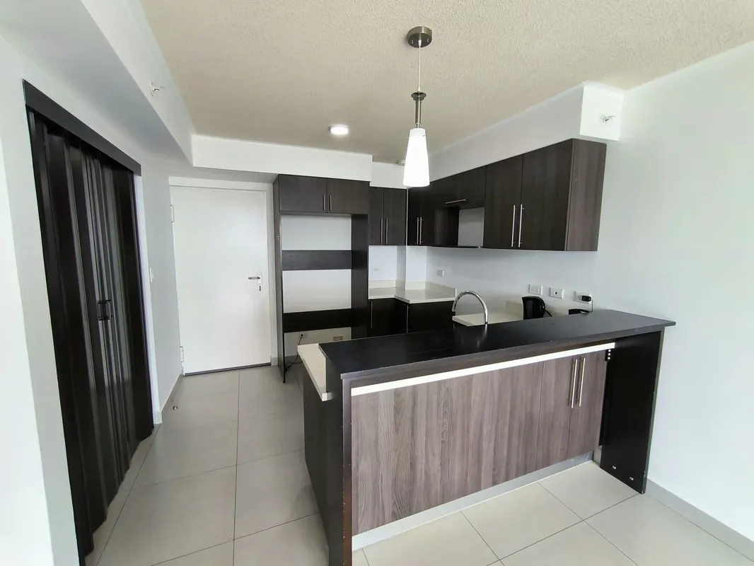 Wake up every day to breathtaking panoramic views of San José and Costa Rica’s Central Valley from your private 8th-floor balcony. This is more than an apartment. — photo 4