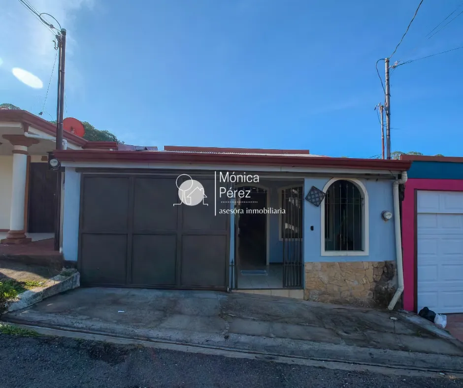 HOUSE FOR SALE - SARCHÍ - CALLE CANTO