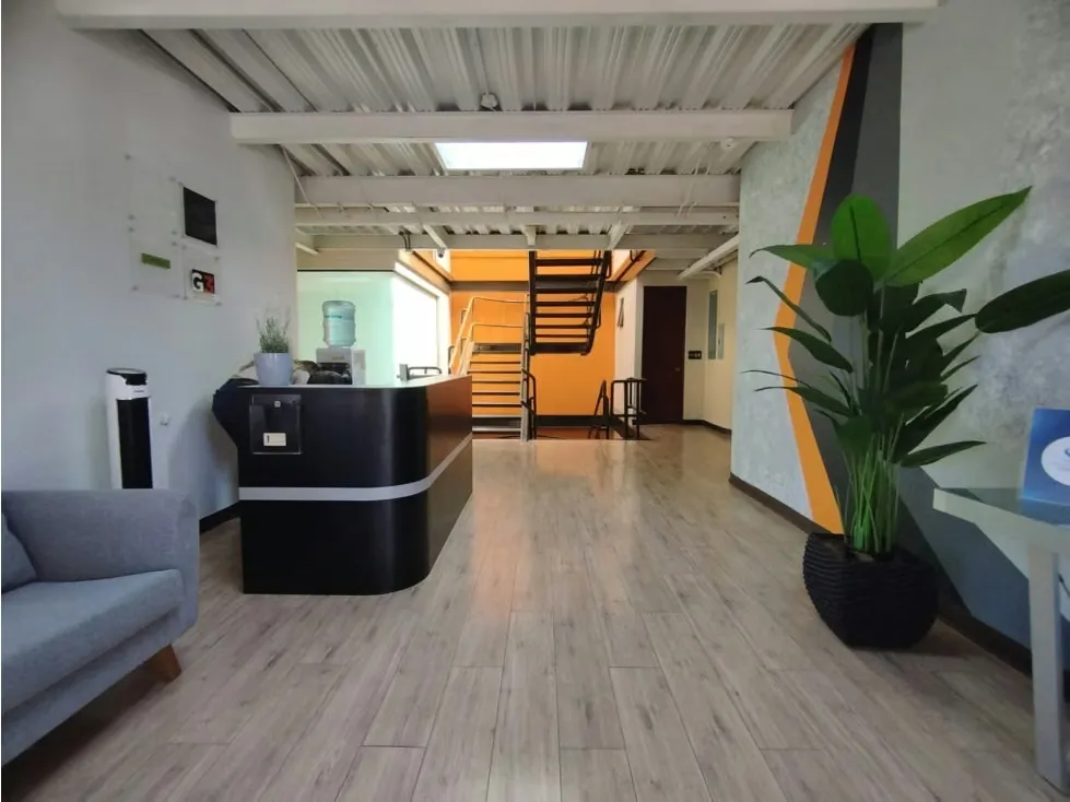 Office located in Escazu ideal for accountant. No air conditioning, furniture is optional. Common bathrooms on each floor.