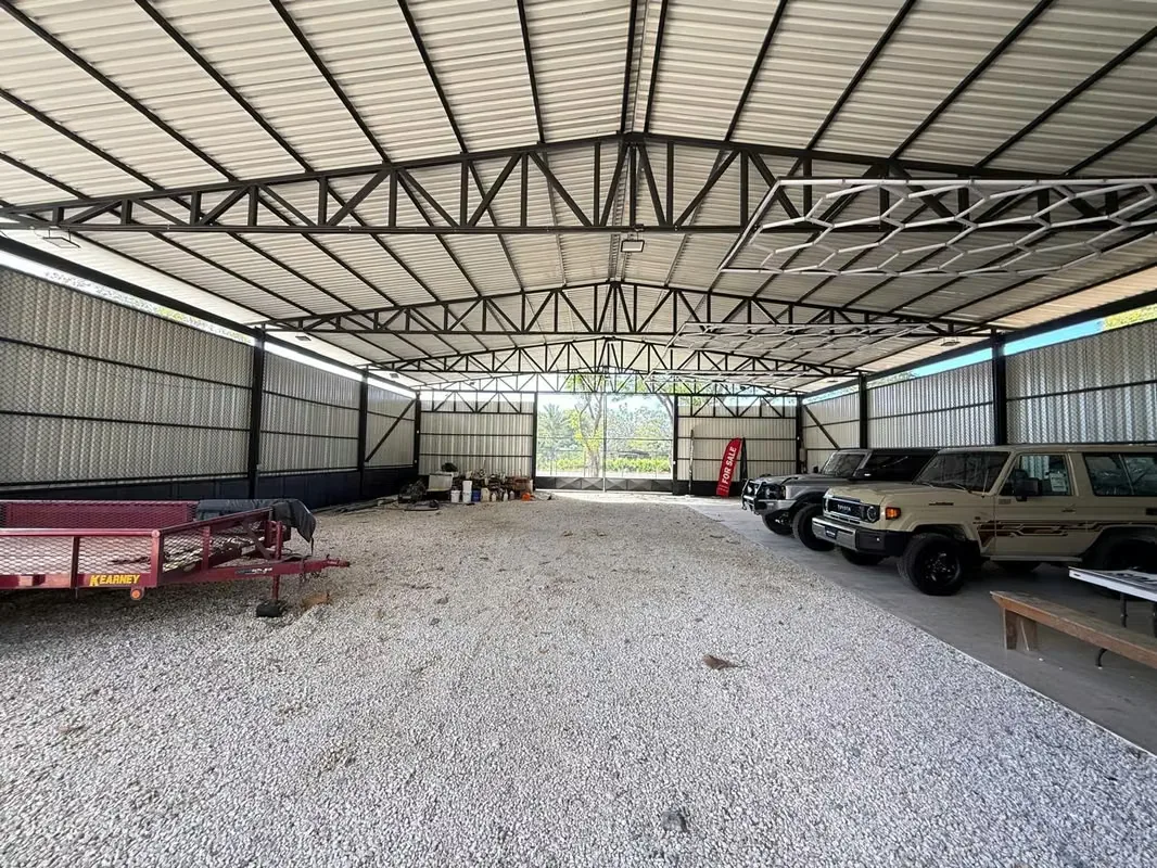 Commercial space for rent in Santa Cruz, facing the main street (350 m2) ample parking ID 1249 — photo 3