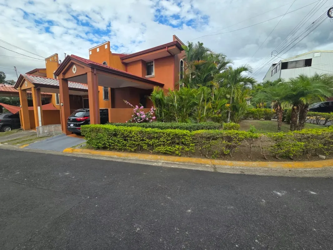 Casa en Condominio en Desamparados