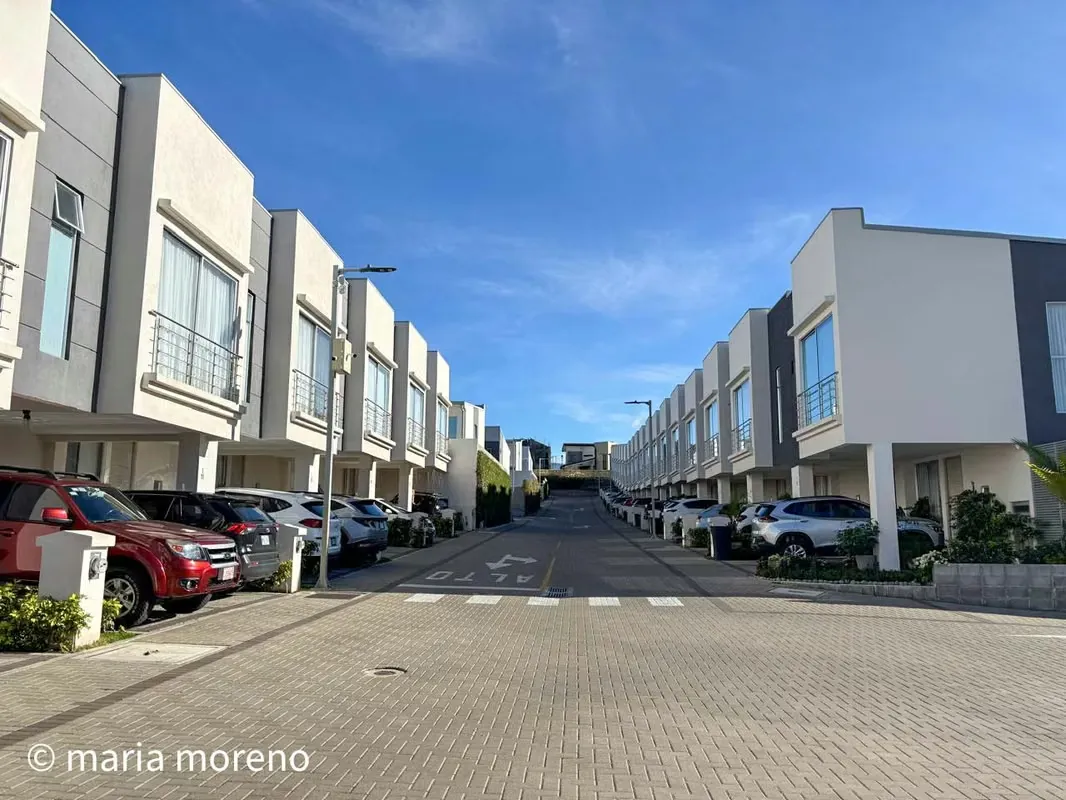 House for Sale in Santo Tomás de Heredia with Premium Amenities