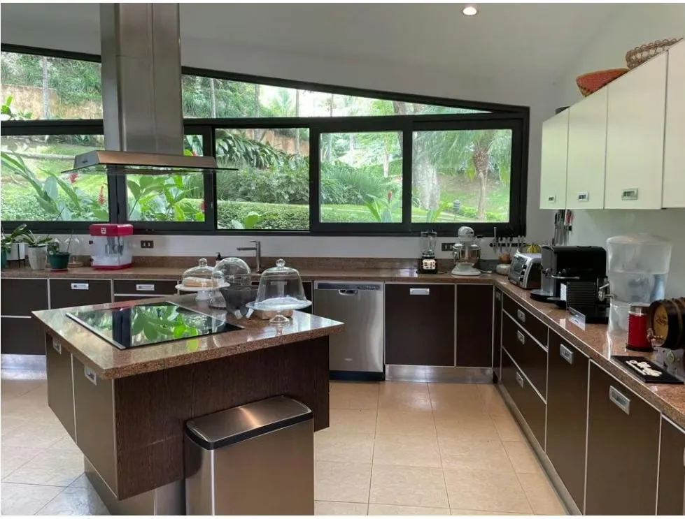 HOUSE FOR SALE IN VILLA REAL, SANTA ANA*