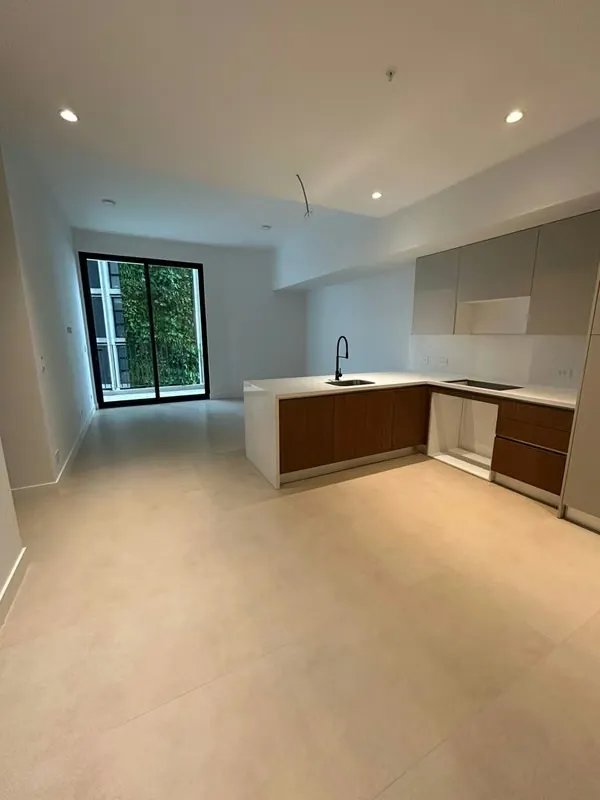 Luxury Apartment for Sale in Parkwood - Special Edition