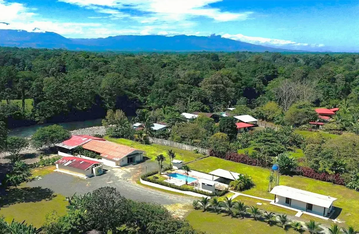 Restaurant for Rent – Fully Equipped in Sarapiquí! Business Ready to Operate