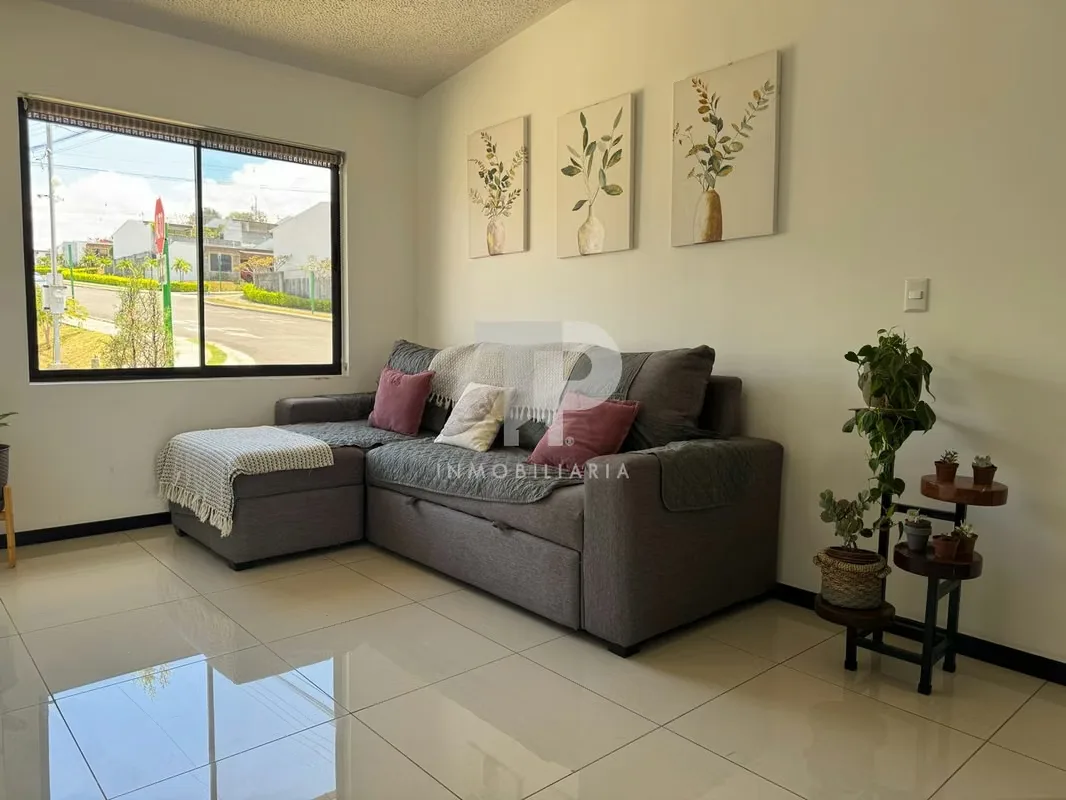 Incredible location, easy access to the General Cañas Highway, Heredia, and Alajuela, close to free trade zones and shopping. Your condominium home awaits!
