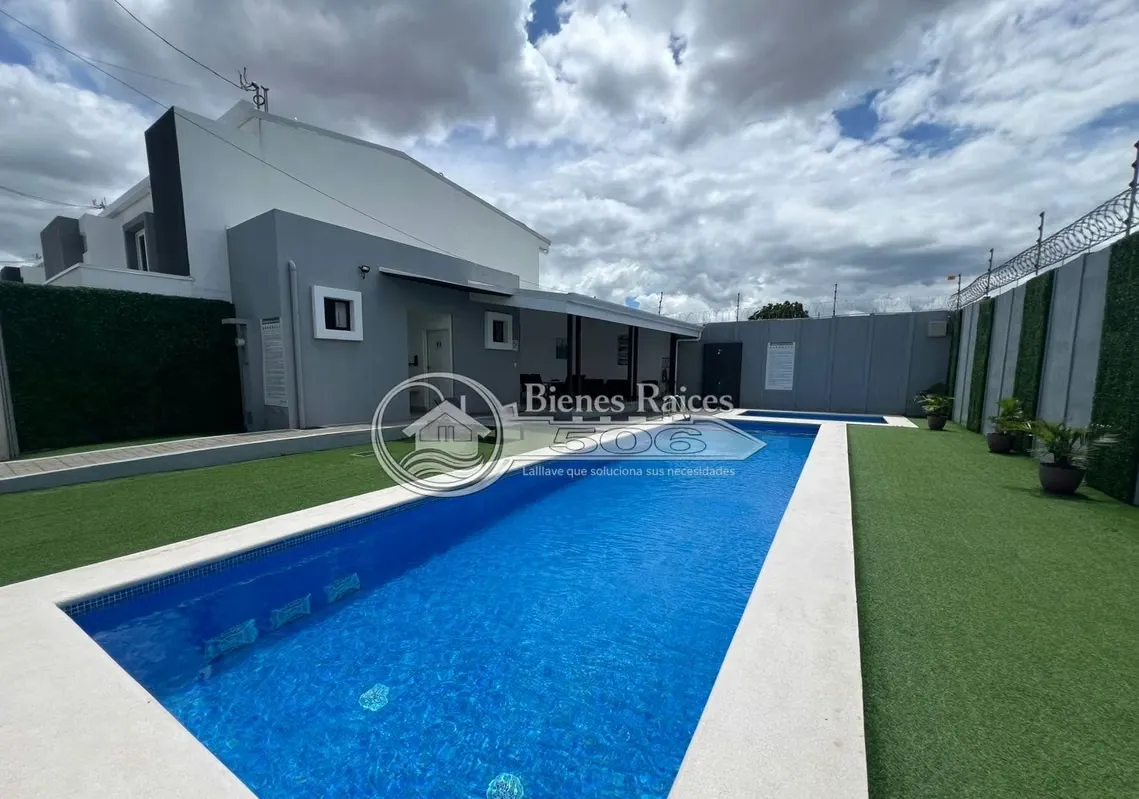 House for sale in San Francisco de Heredia. REDUCED PRICE