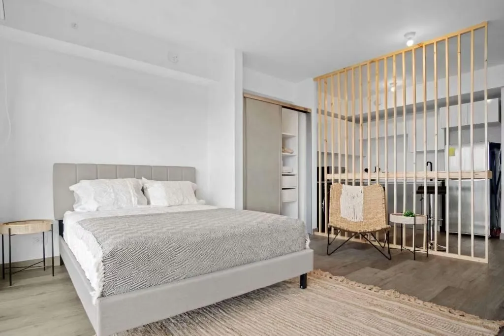 Se vende apartamento estudio en torre Ser Escalante en barrio Escalante -San José