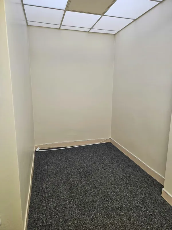 Office available on the 2nd floor of the Oficentro Calle 41, Barrio Dent, San Pedro. — photo 5