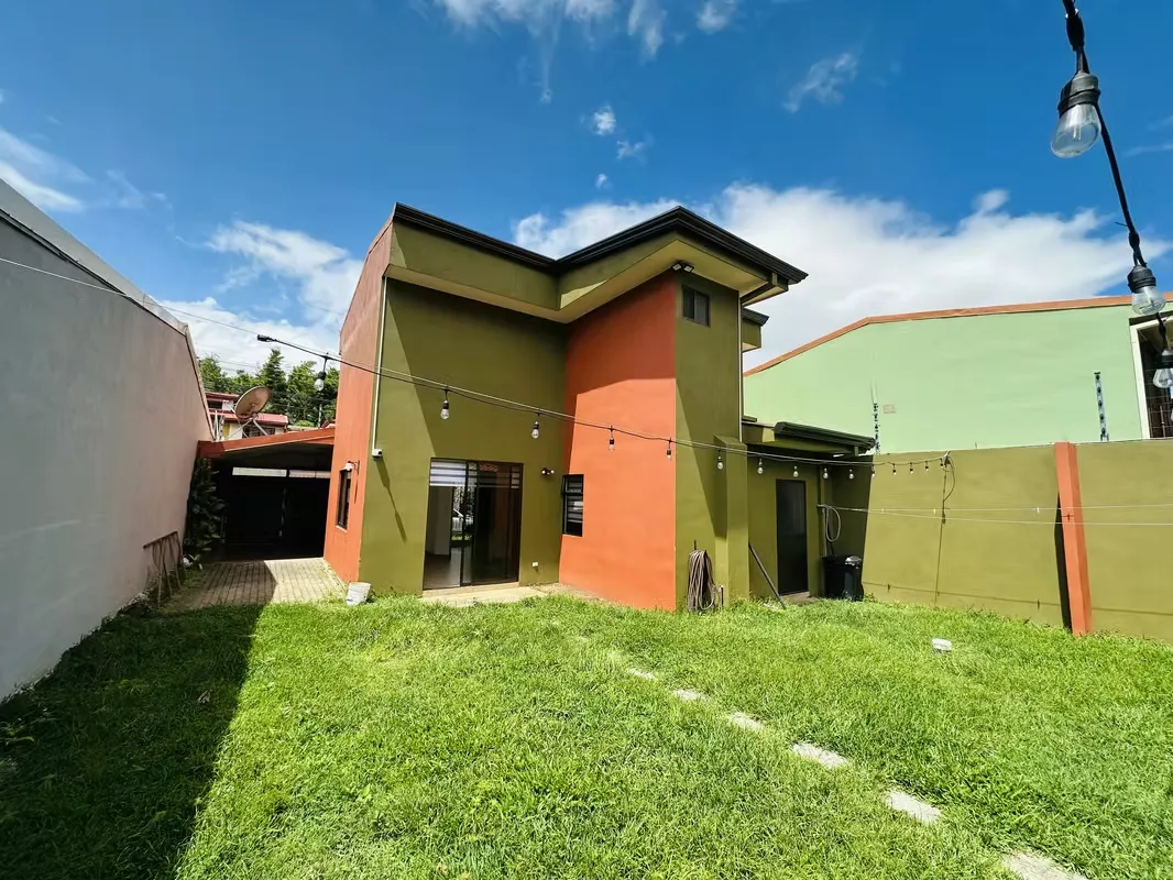 Rental House in Santo Domingo de Heredia