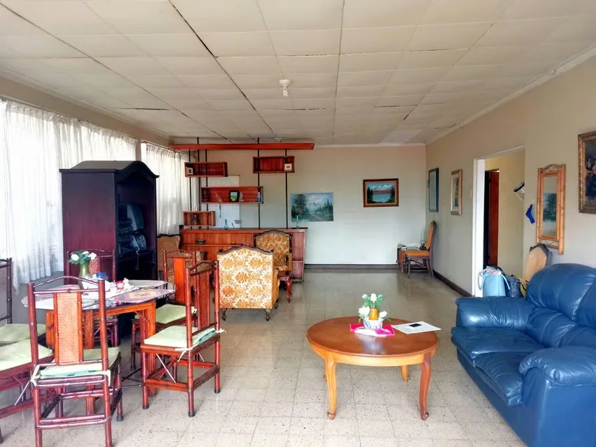 OPPORTUNITY FOR SALE WIDE HOUSE IN SAN JOSE MERCY. MP 26-1003 — photo 3