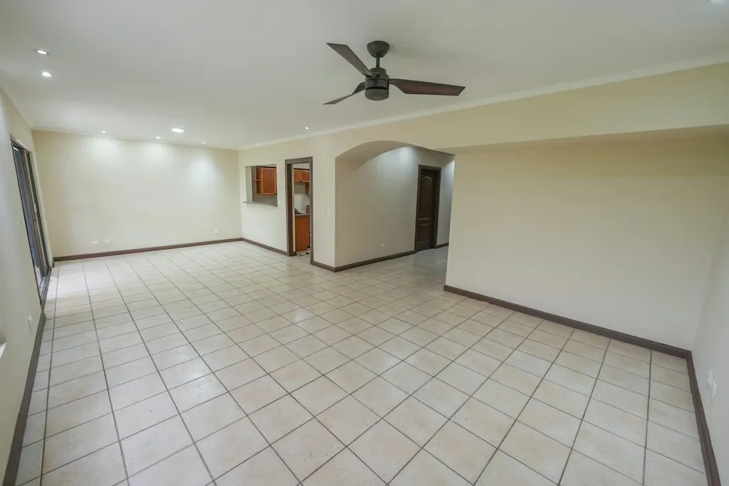 3 Bedroom House For Rent in Escazu