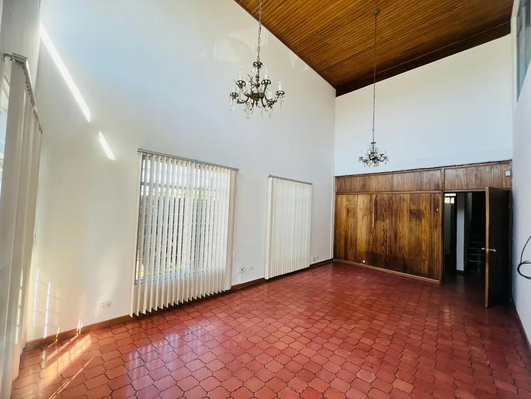 Commercial premises for rent in Zapote