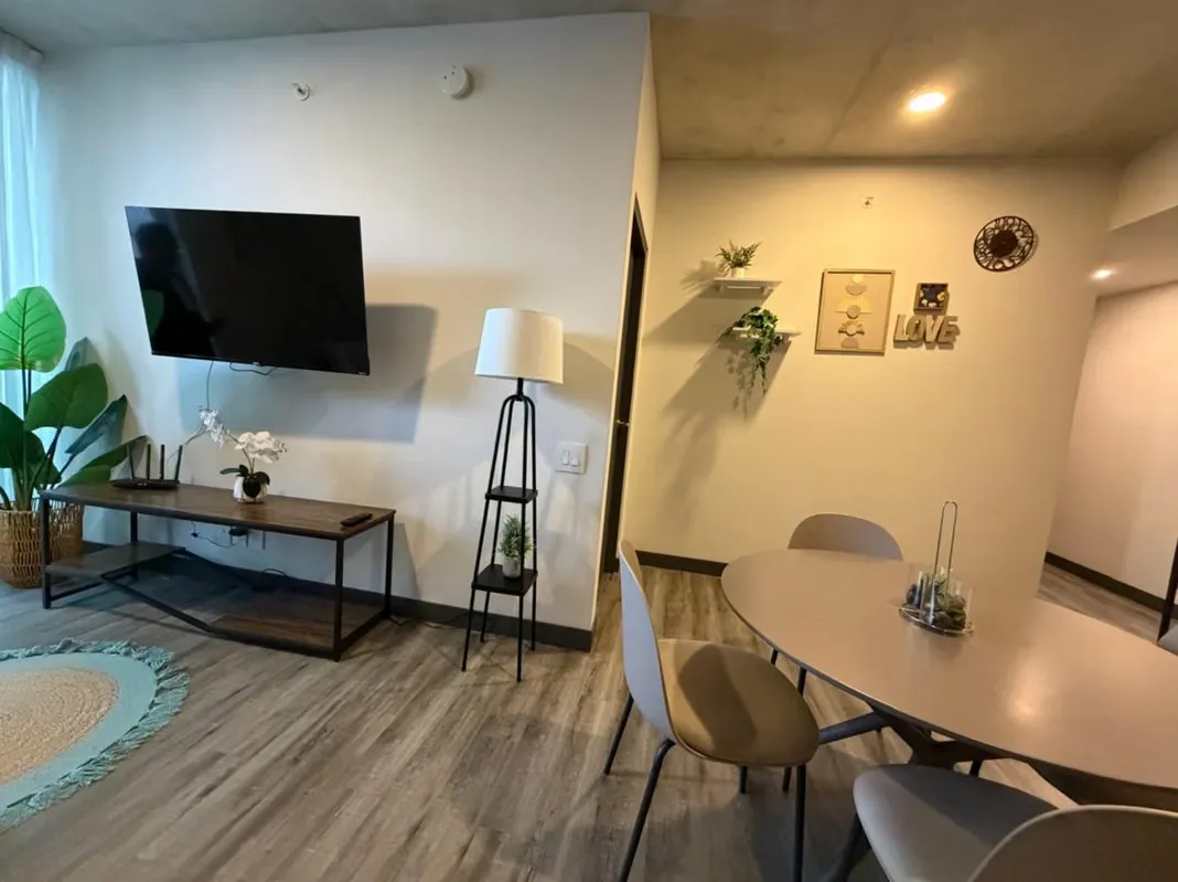 Se alquila apartamento contemporáneo en Torre Secret Sabana