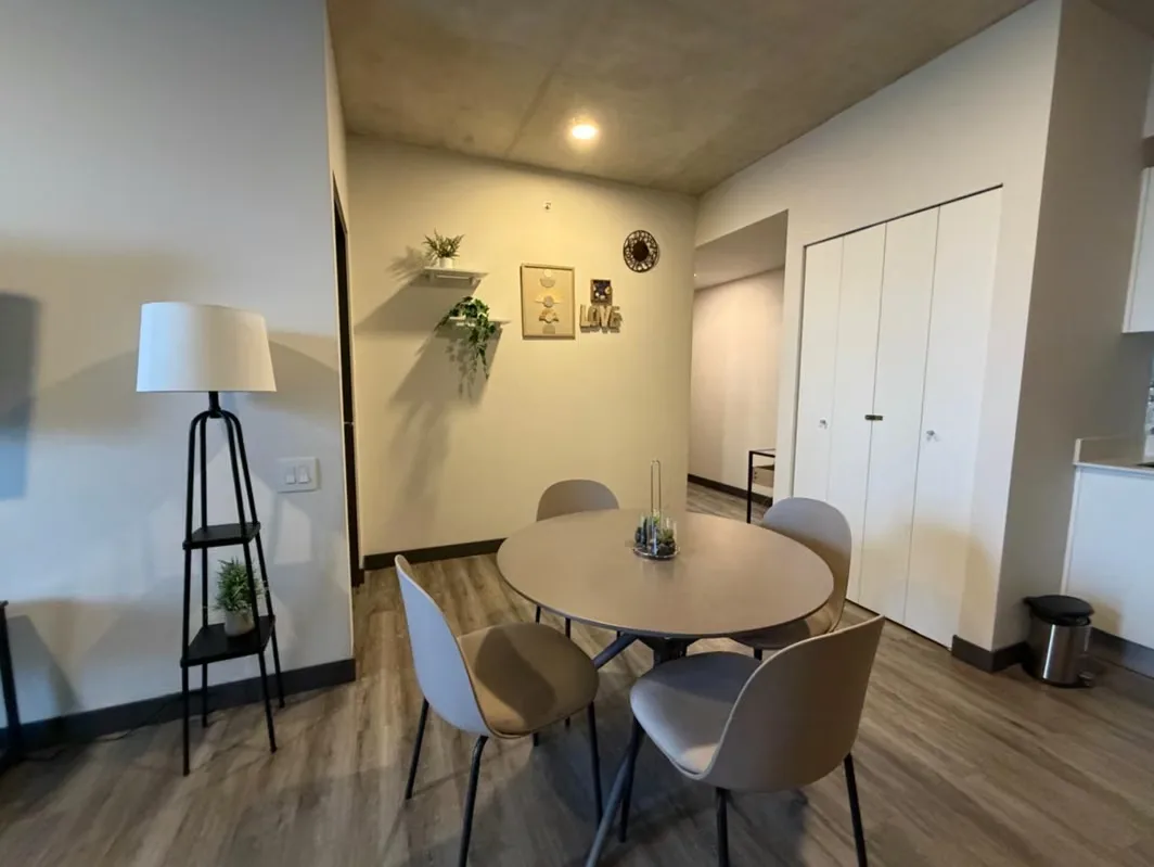 Contemporary Apartment for Rent in Torre Secret Sabana — photo 5