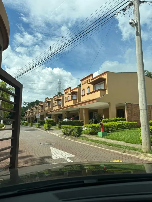 Apartment in Condominio Doña Elsie, La Guátima, Alajuela. Excellent property in private condo.