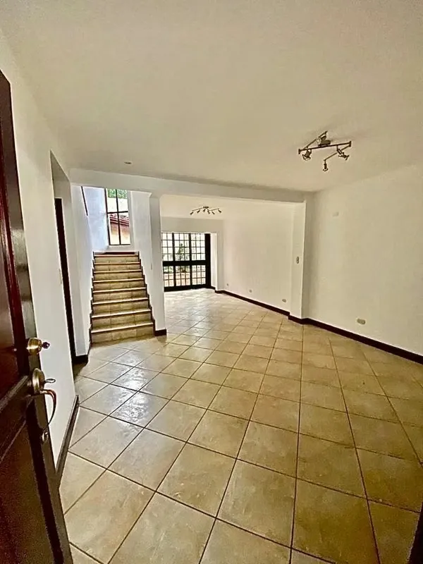 House for Rent in a Gated Community 3 HAB – San Rafael de Escazú$1950